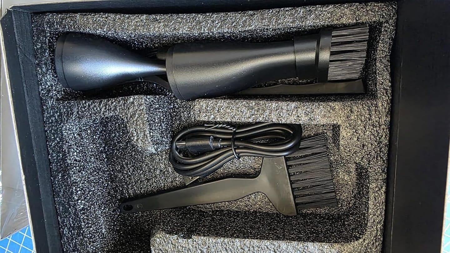 Customer photo review of BOLTHUT™ Cordless Air Duster Blower — 130,000 RPM Turbo, 4 Speeds