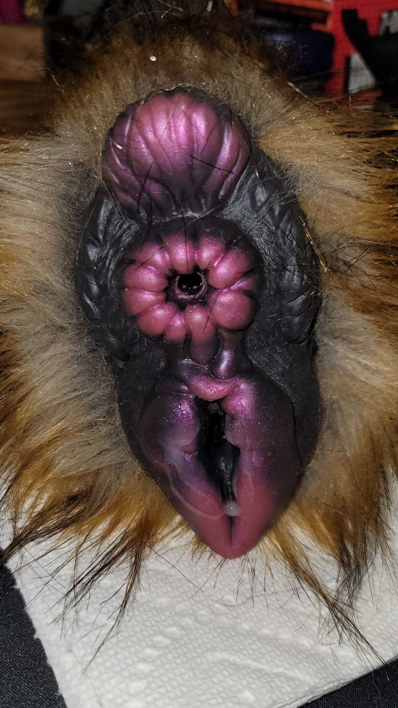 Customer photo review of Werebeast Furry Fleshlight – Dual Pleasure Plush Fantasy Stroker