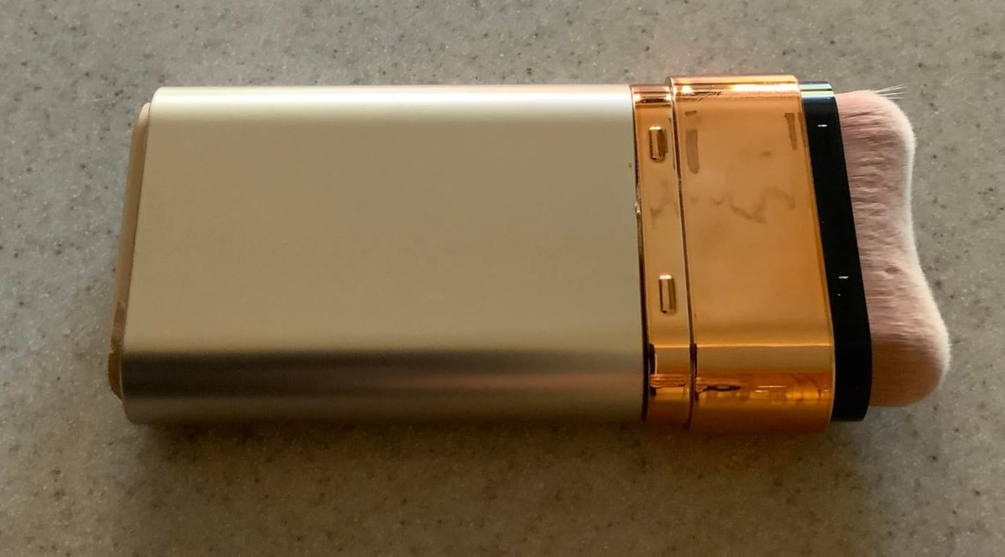 Customer photo review of Baelons Kore Stick (Kapatıcı Fondöten)