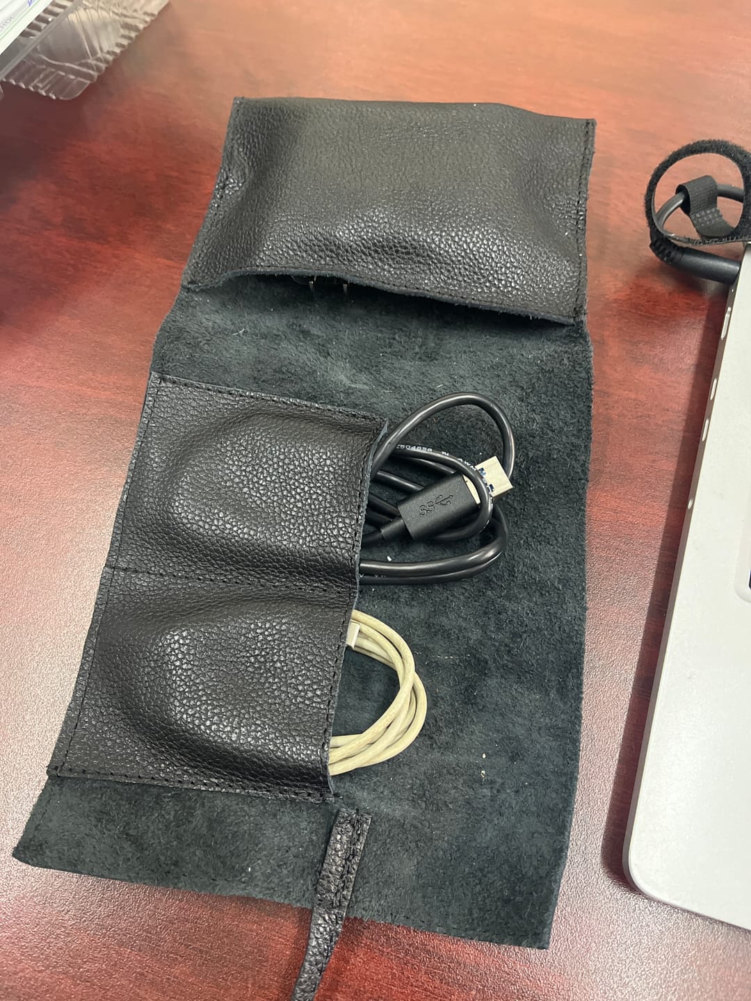 Customer photo review of ORGANIZADOR DE  ACCESORIOS NEGRO
