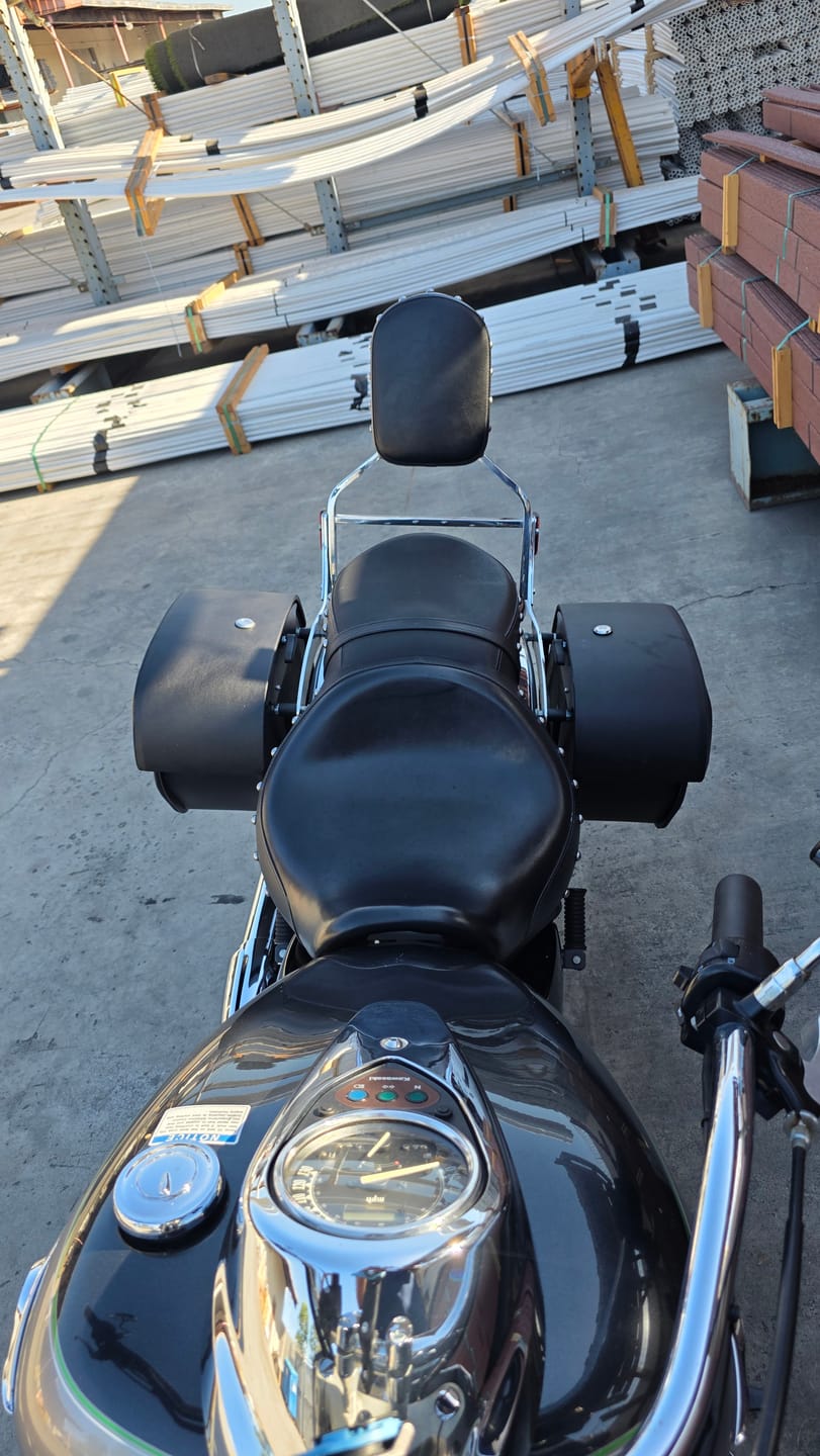 Customer photo review of 28L - Pantheon Medium Hard Mount Kawasaki Vulcan 900 Classic VN900 Leather Motorcycle Saddlebags