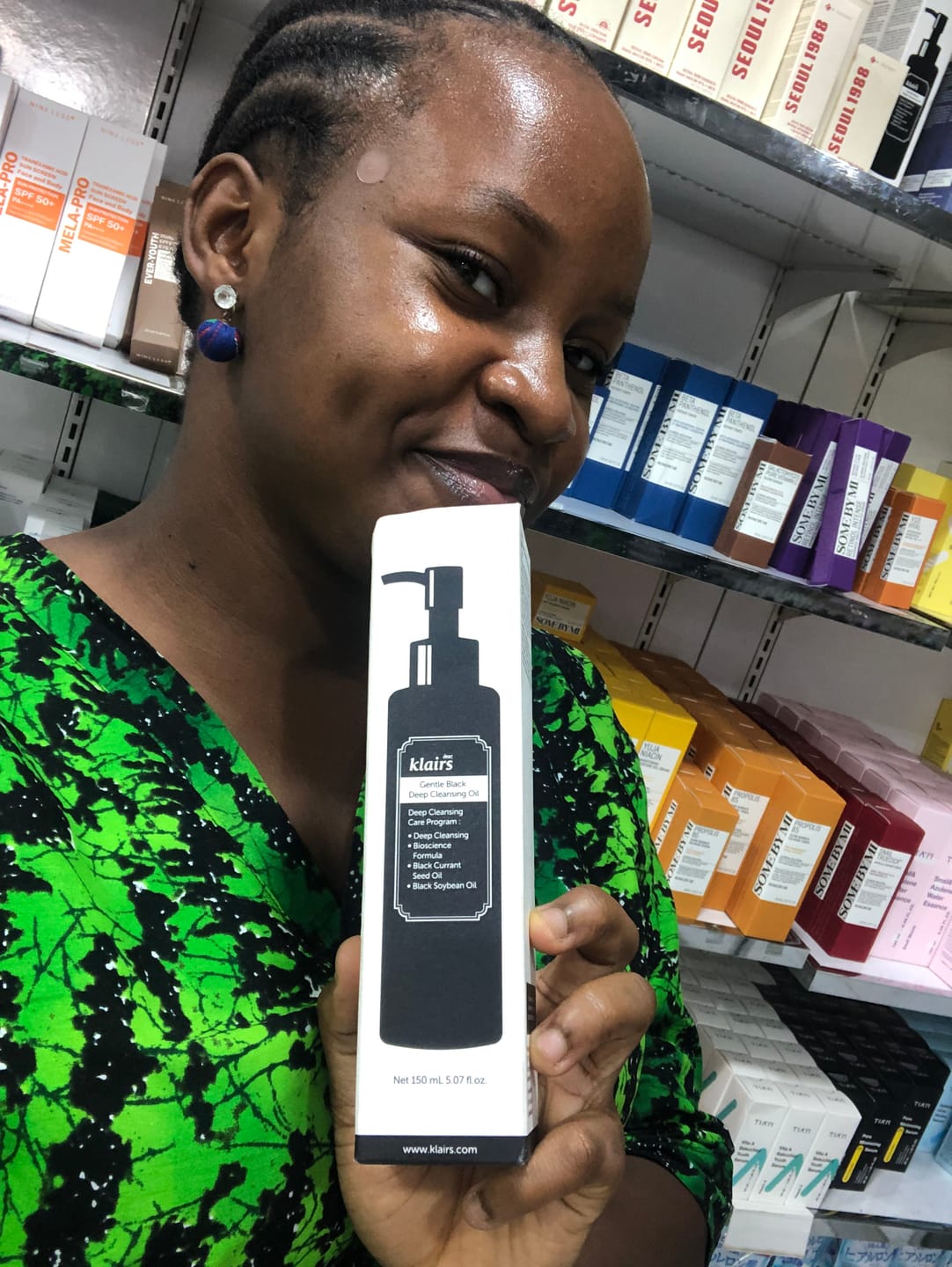 Customer photo review of Gentle Black Fresh Cleansing Oil