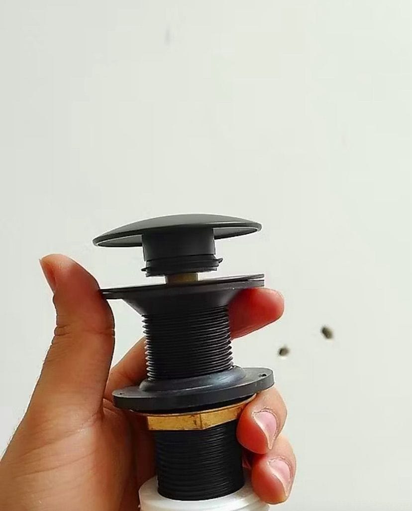 Customer photo review of Válvula Click Pia Banheiro Lavabo Metal Preta 7/8 Para Cuba De Banheiro