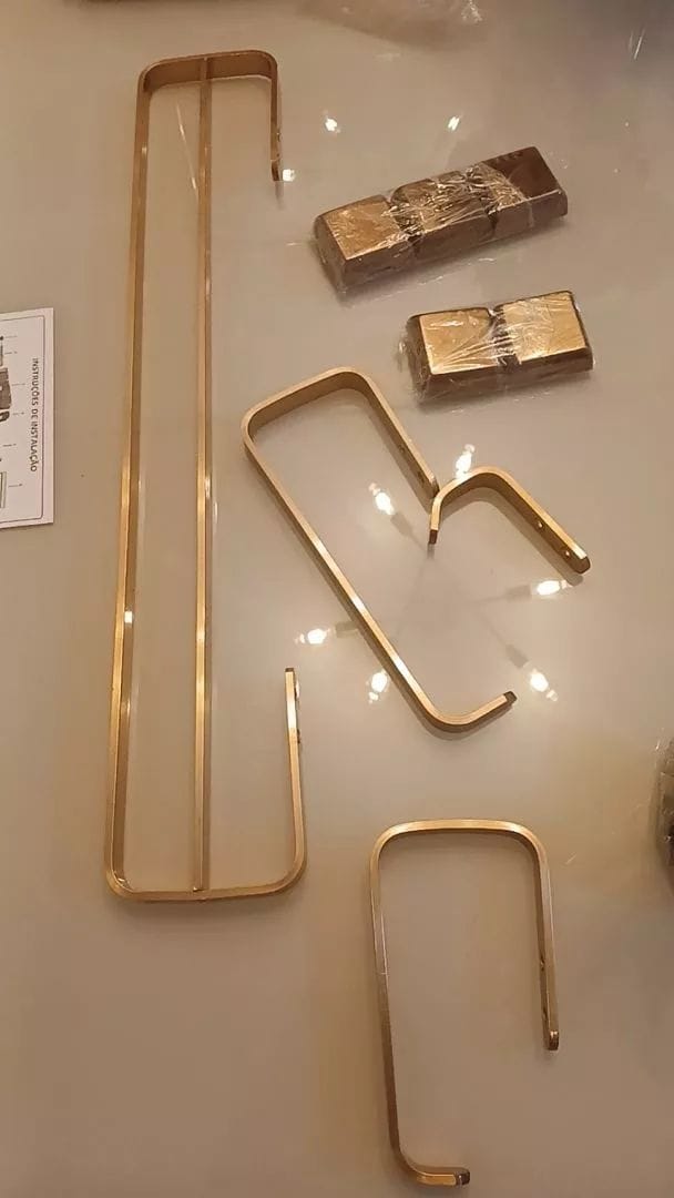 Customer photo review of Porta Toalhas Para Banheiro Kit Completo 4 Peças Rose Gold
