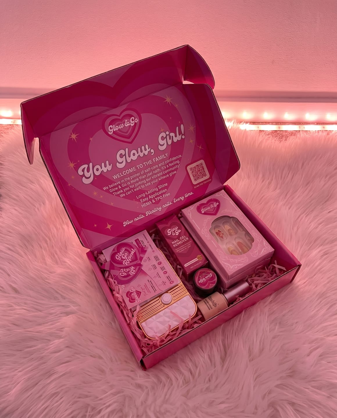Customer photo review of Glow & Go Full Nail Kit