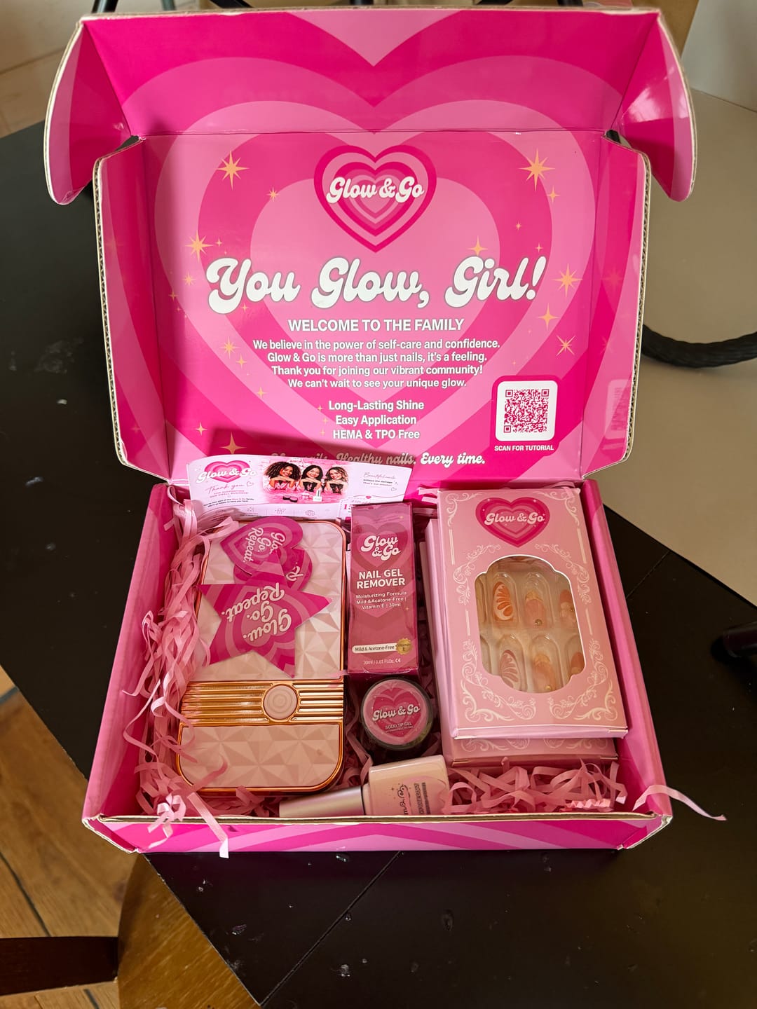 Customer photo review of Glow & Go Full Nail Kit