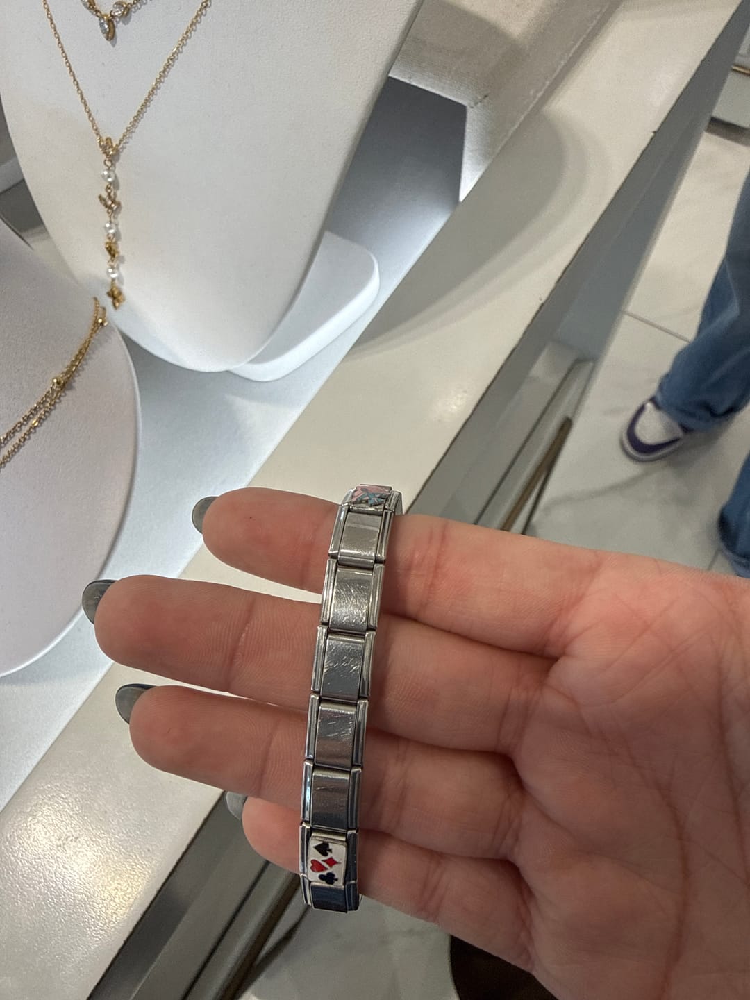 Customer photo review of Charm Inicial Plateada