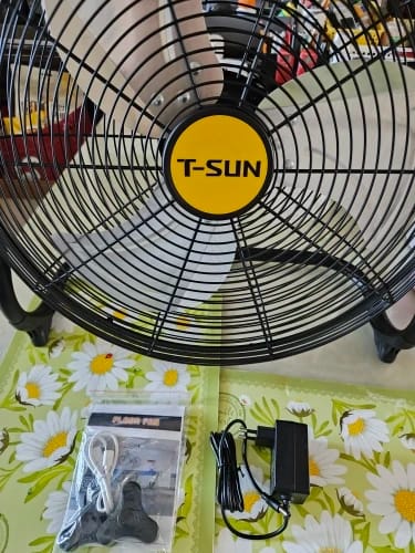 Customer photo review of Cordless 12/16-Inch Floor Fan | Plugin in & Battery
