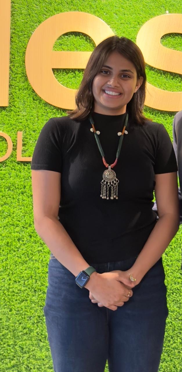 Customer photo review of Noor Necklace