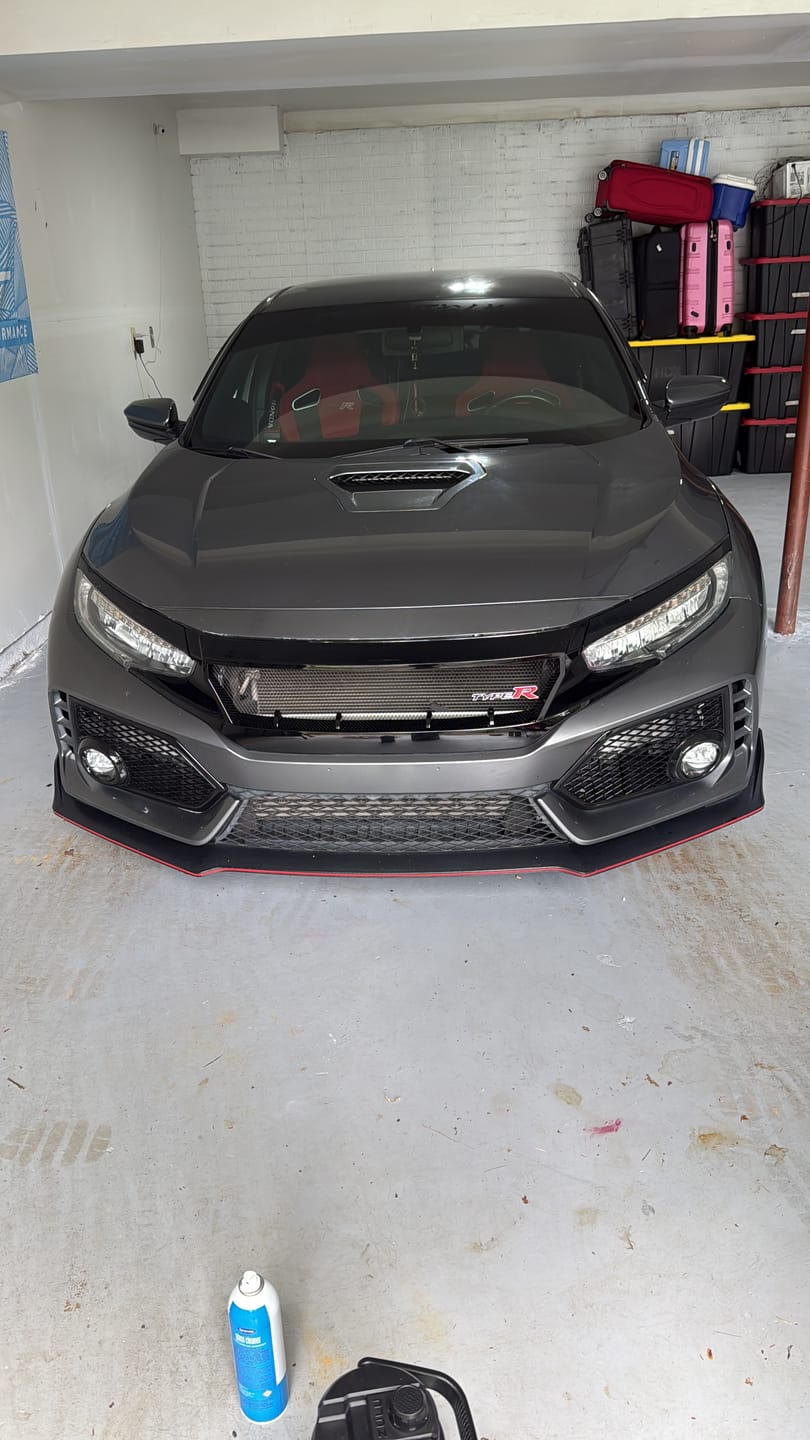 Customer photo review of Sports Grille W/ Steel Mesh - Glossy Black For 2016-2021 Honda Civic Sedan/ Hatchback