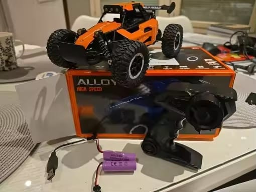 Customer photo review of DirtRipper™ – Indoor & Outdoor RC Buggy
