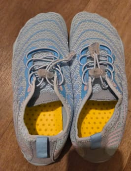 Customer photo review of Zapatillas barefoot CoastFlex™ Woman