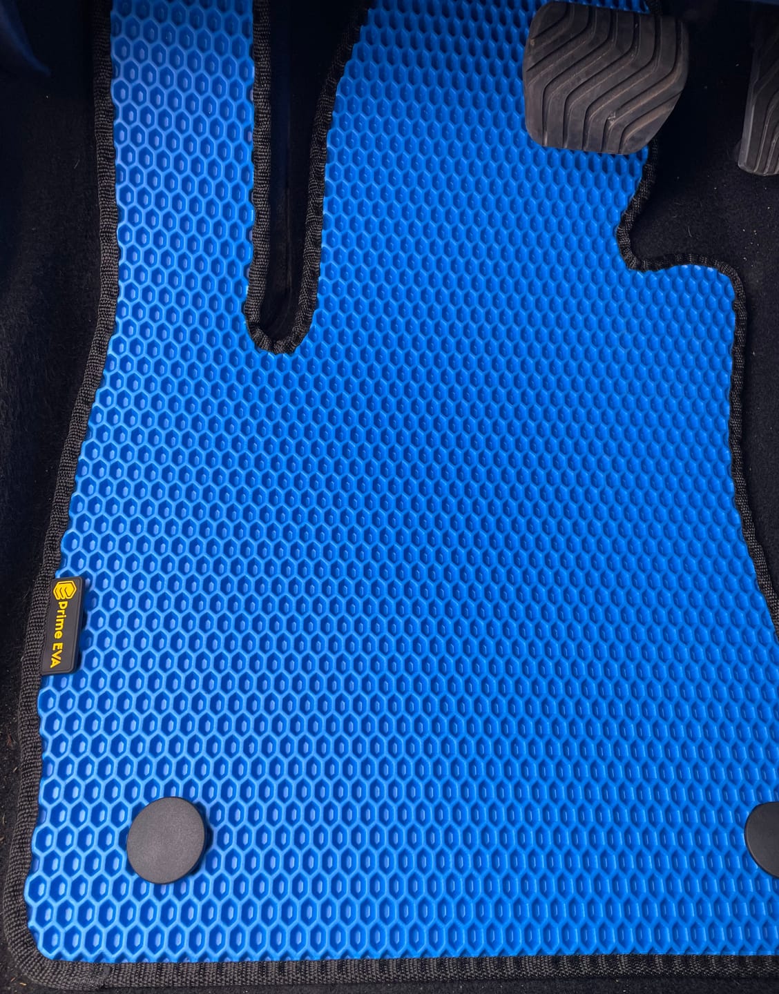 Customer photo review of Auto Fußmatten nach Maß - Vorne