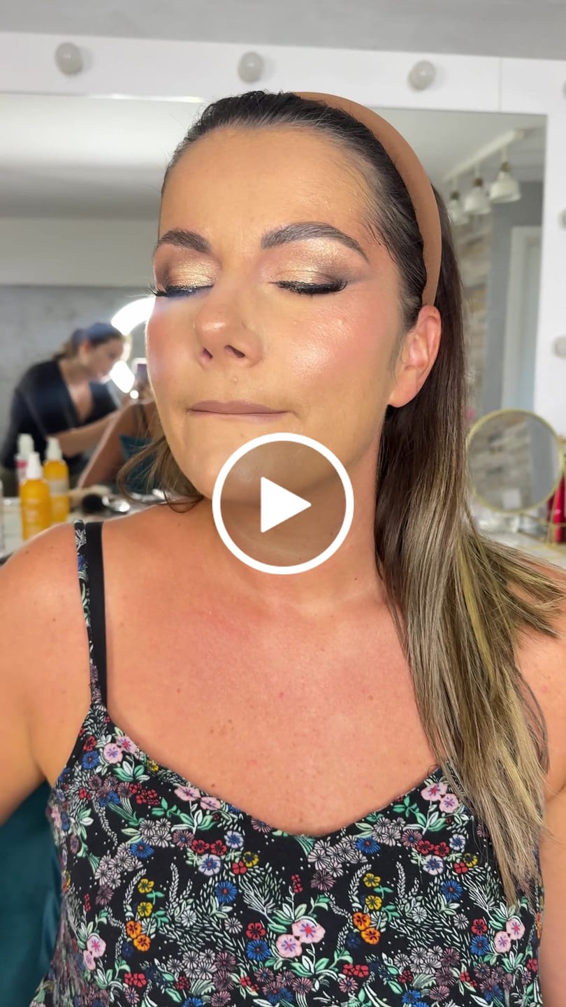 Customer video review of Tečna senka za oči Liquid Sparkle – Golden Hour