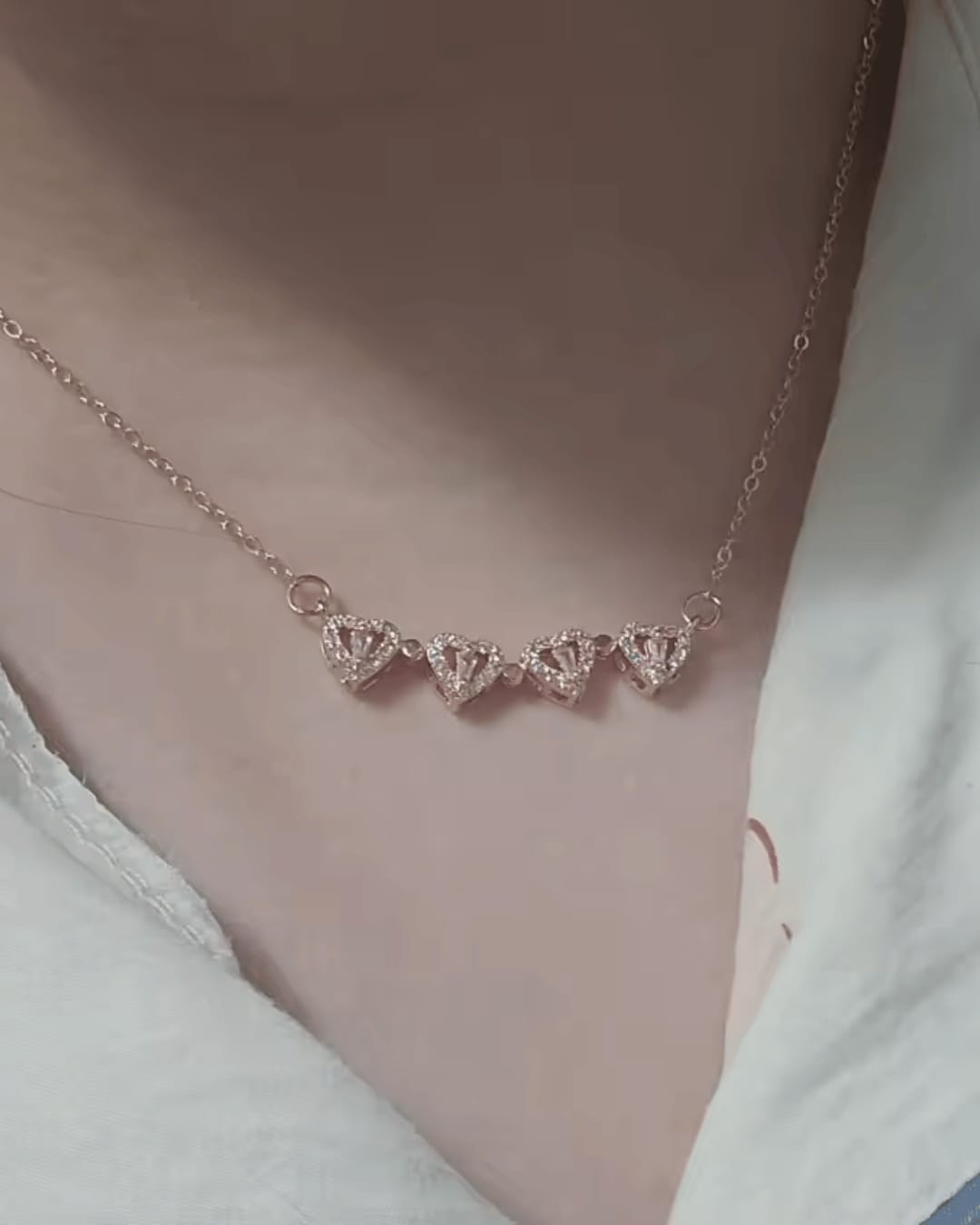 Customer photo review of Kandelya Trébol