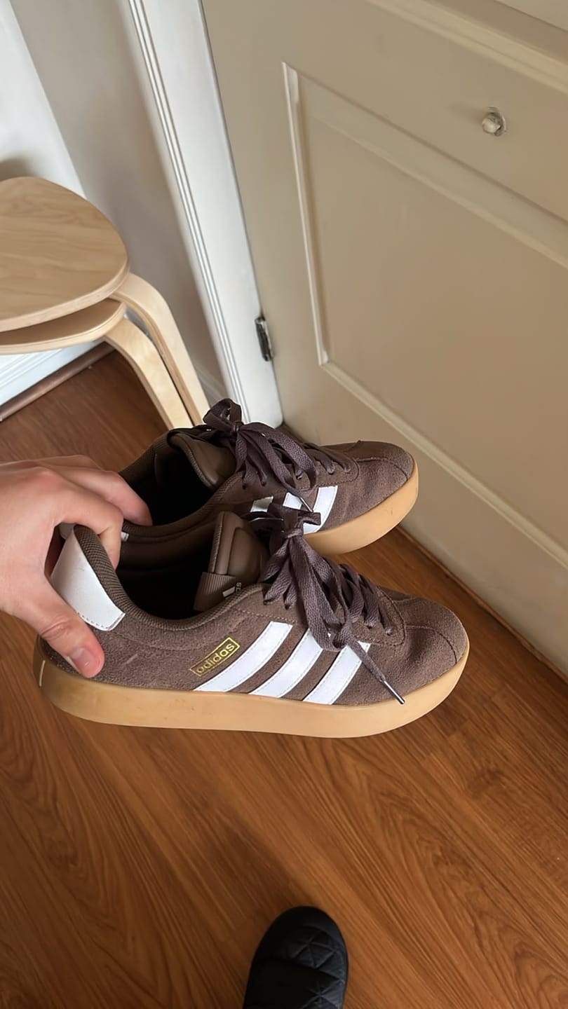 Customer photo review of Zapatilla Adidas Vl Court 3.0 Mujer Cafe