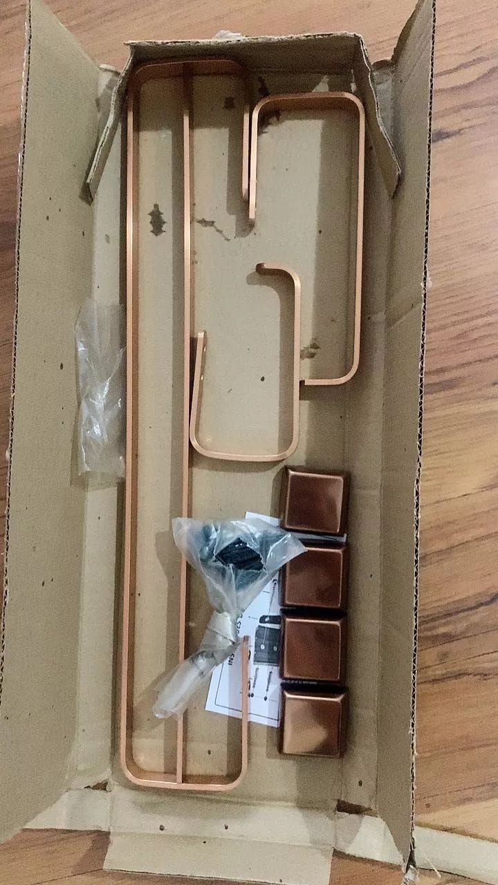 Customer photo review of Porta Toalhas Para Banheiro Kit Completo 4 Peças Rose Gold