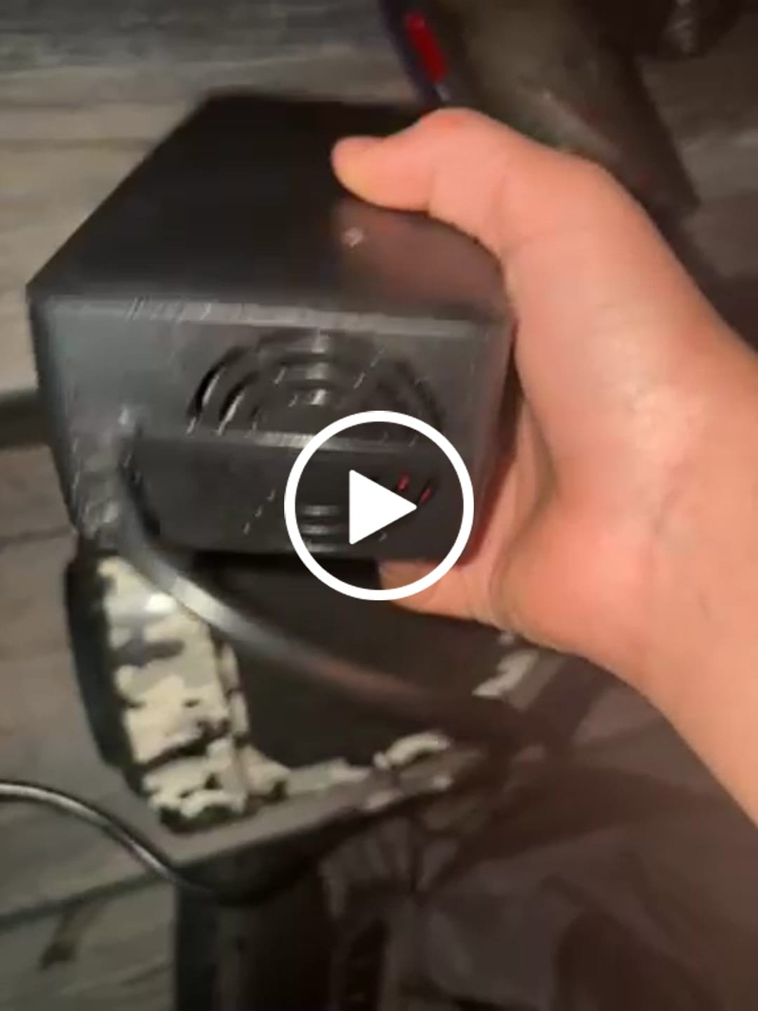 Customer video review of Tuttio Soleil 01 Upgraded Fast Charger