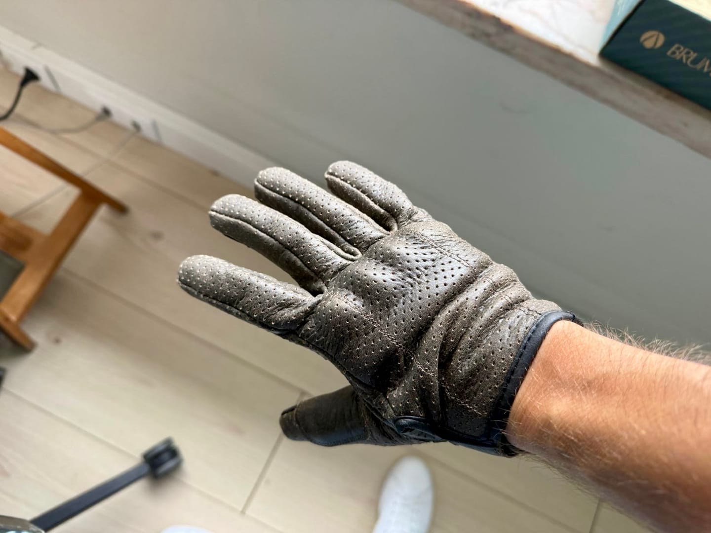 Customer photo review of Thumpa's | Short Cuff Summer Motorbike Gloves | Perforated Retro Brown Distressed Leather