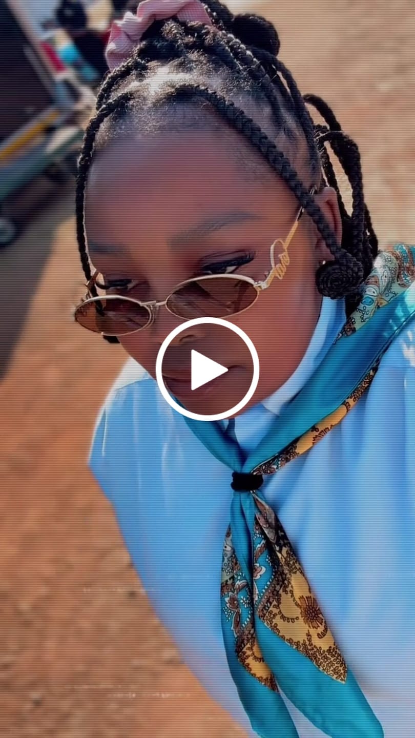 Customer video review of Muse Logo Sunglasses – Gold Edition