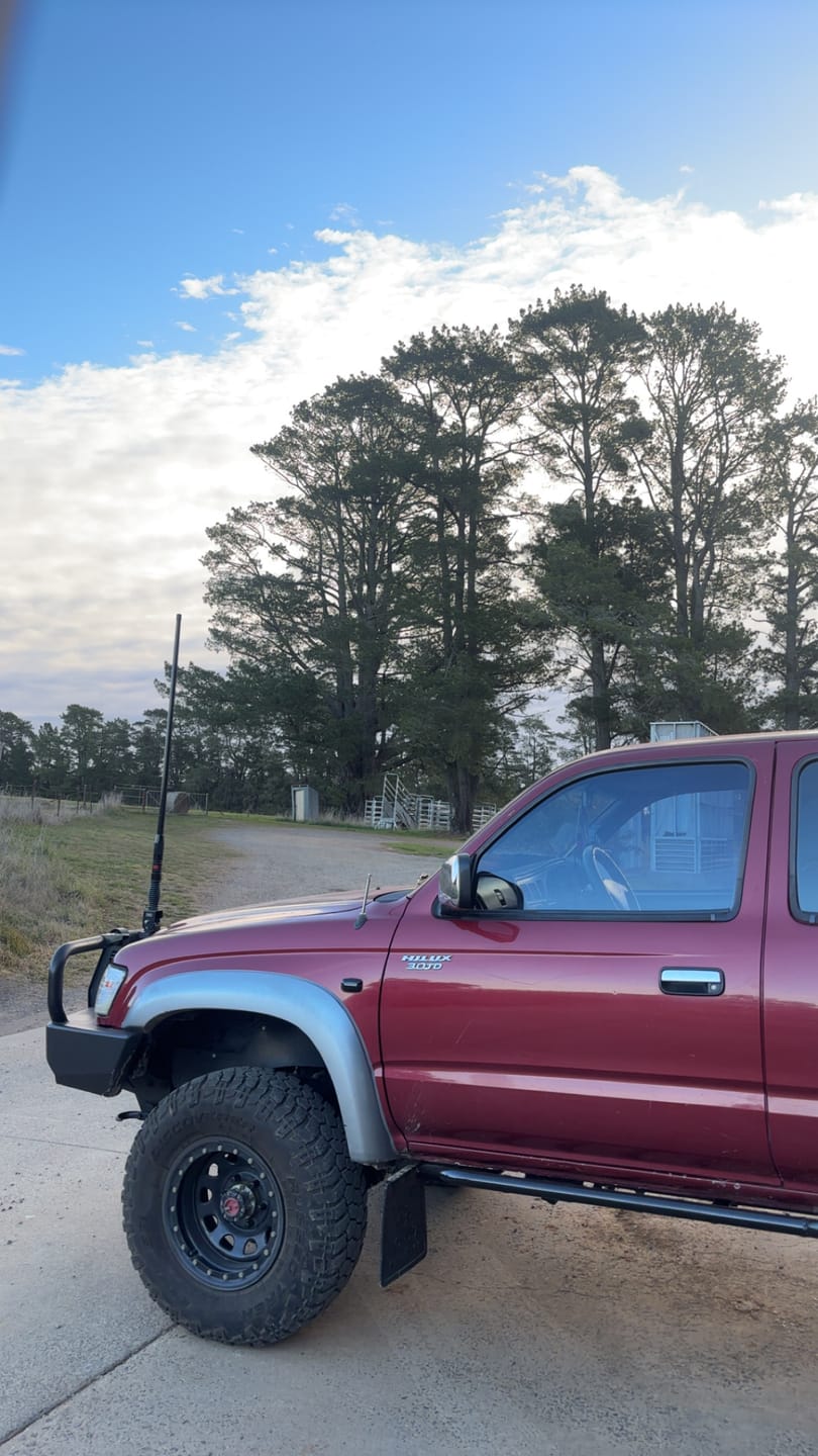 Customer photo review of Sequential Side Indicators to suit 70/80/100/105 series Toyota Landcruiser