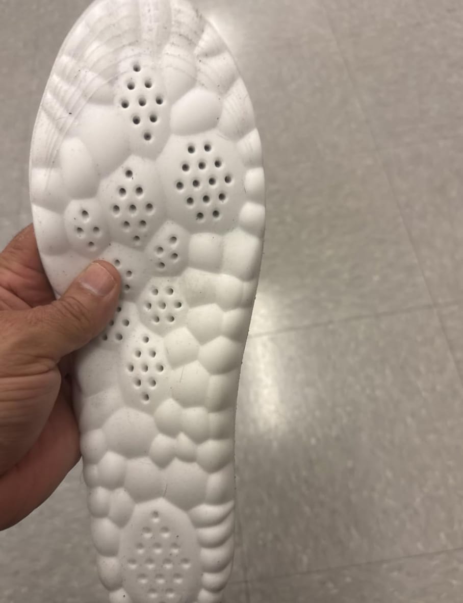 Customer photo review of Nyvolta™ ComfortStep — comodidad en cada paso.