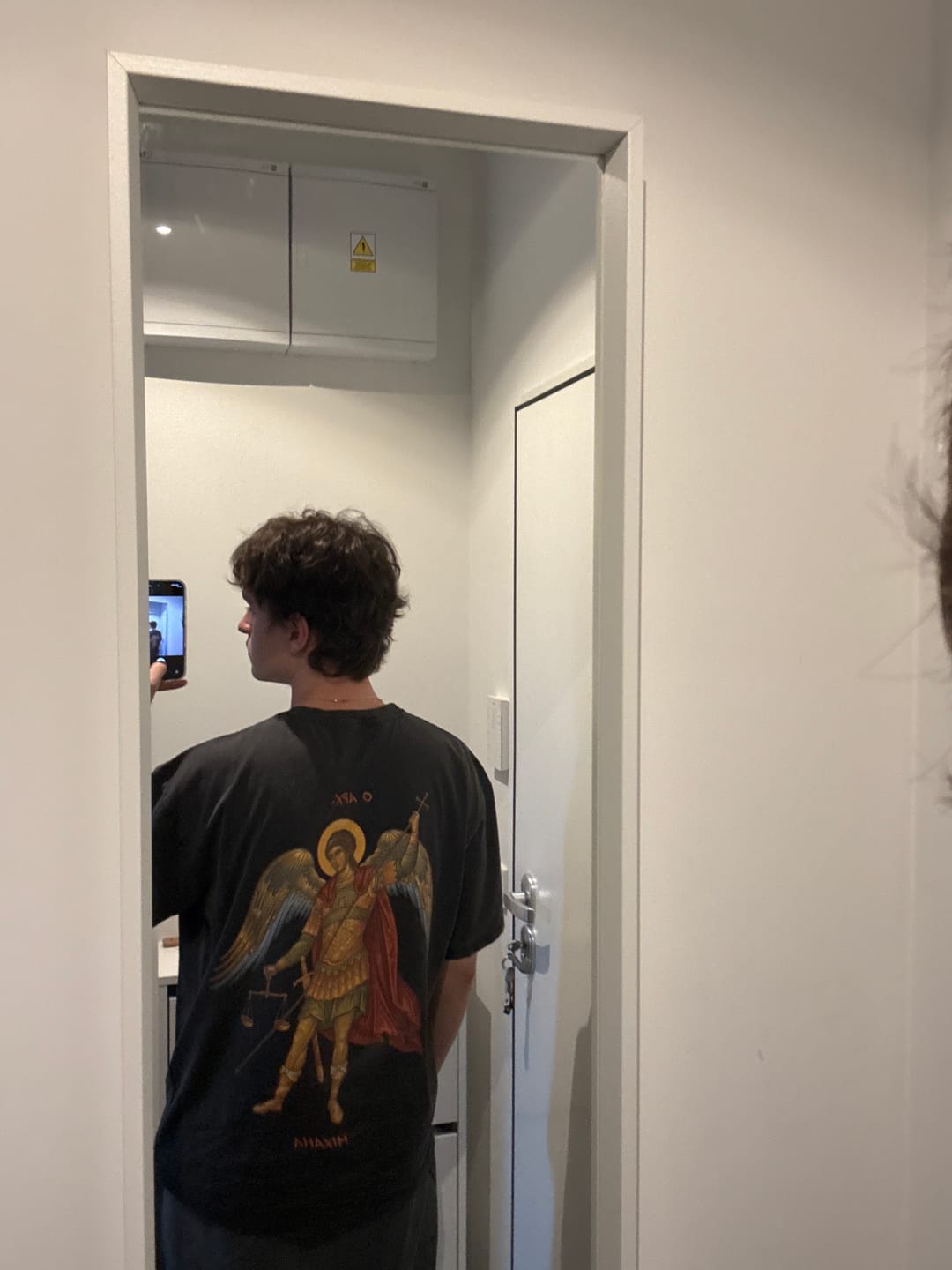 Customer photo review of ARCH. MICHAEL | Oversized Shirt