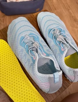 Customer photo review of Zapatillas barefoot CoastFlex™ Woman