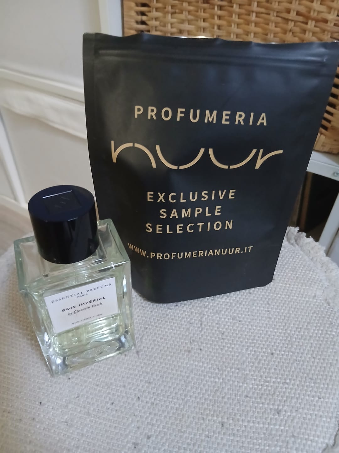 Customer photo review of ESSENTIAL PARFUMS - BOIS IMPERIAL
