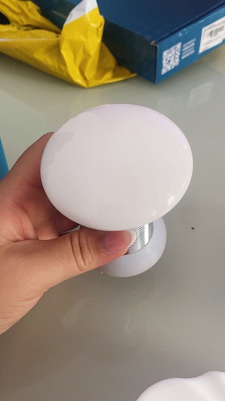 Customer photo review of Válvula Click Banheiro Aço Inox 201 Acabamento Em Cerâmica Branca