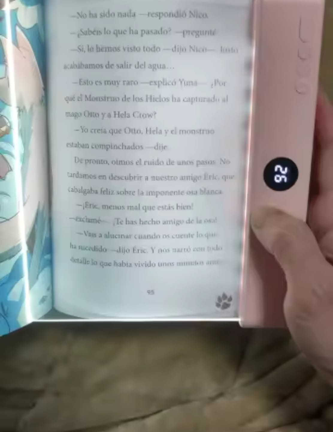 Customer photo review of Lámpara LED Plana de Lectura Nocturna con Protección Ocular