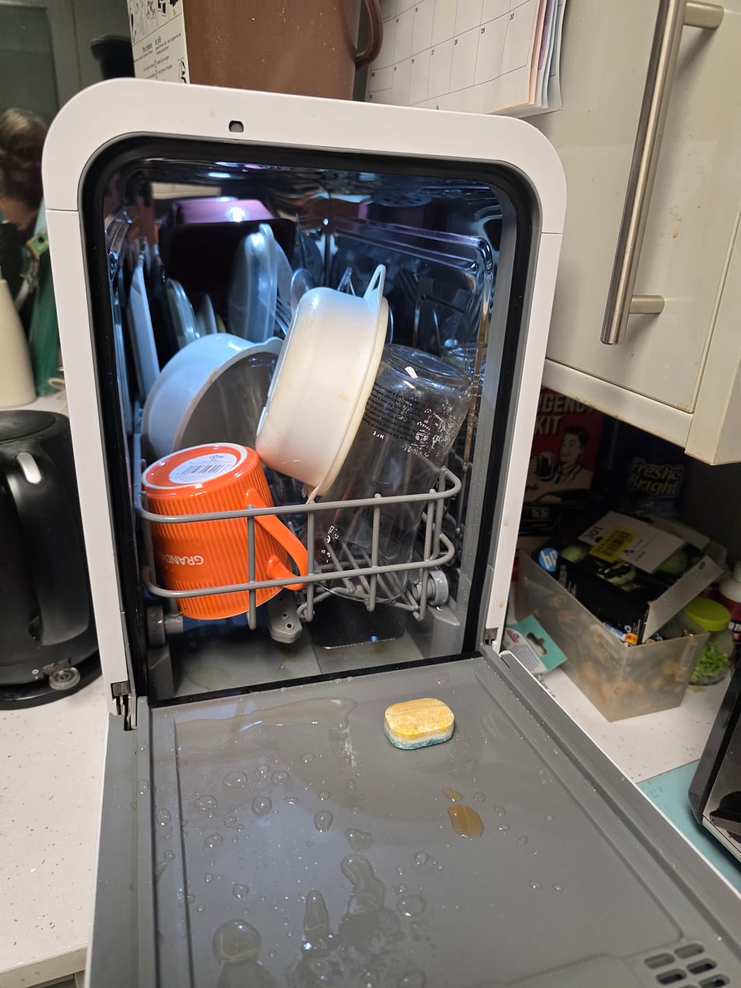 Customer photo review of Capsule Dishwasher