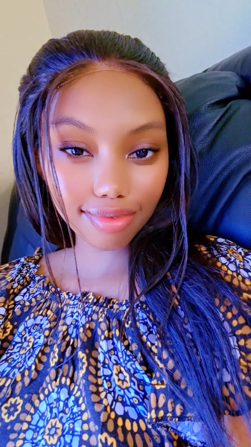 Customer photo review of 16-32" Straight Peruvian Wig- 4x4 Lace Closure