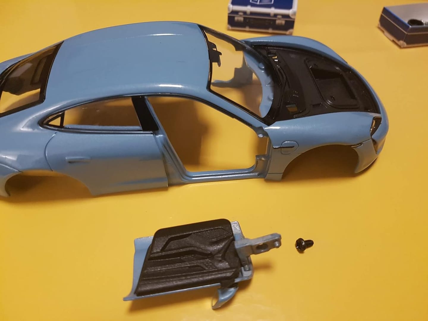Customer photo review of Porsche Taycan Advent Calendar 1:24