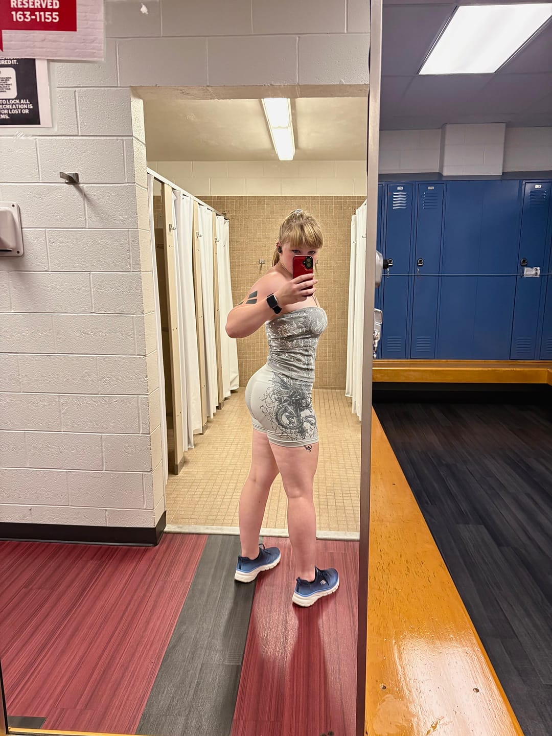 Customer photo review of Women's Wyvern Tube Top [HEATHER GREY]