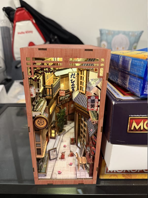 Customer photo review of Alley Waiting for the Cat