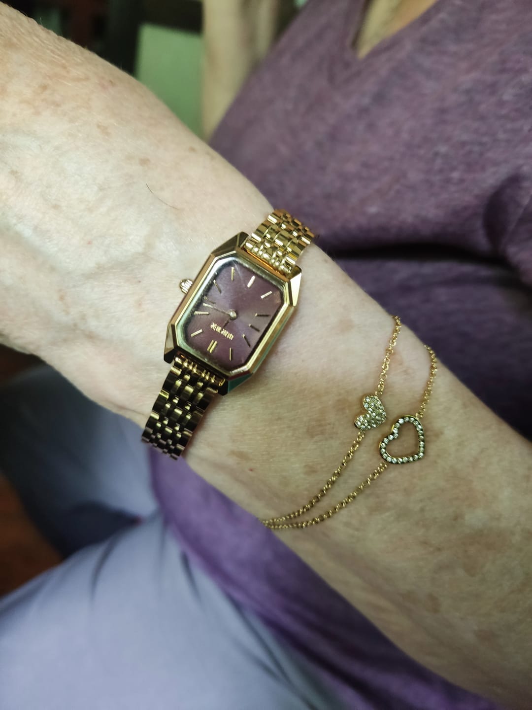 Customer photo review of Isabell Petite Gold Burgundy