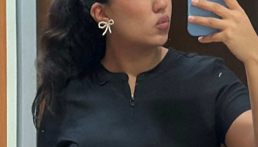 Customer photo review of Par Arete Moño Perlas Con Zirconia