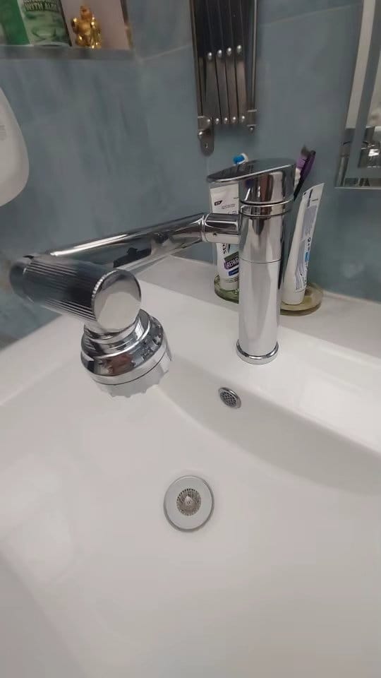 Customer photo review of Torneira Moderna Para Banheiro 360 Graus