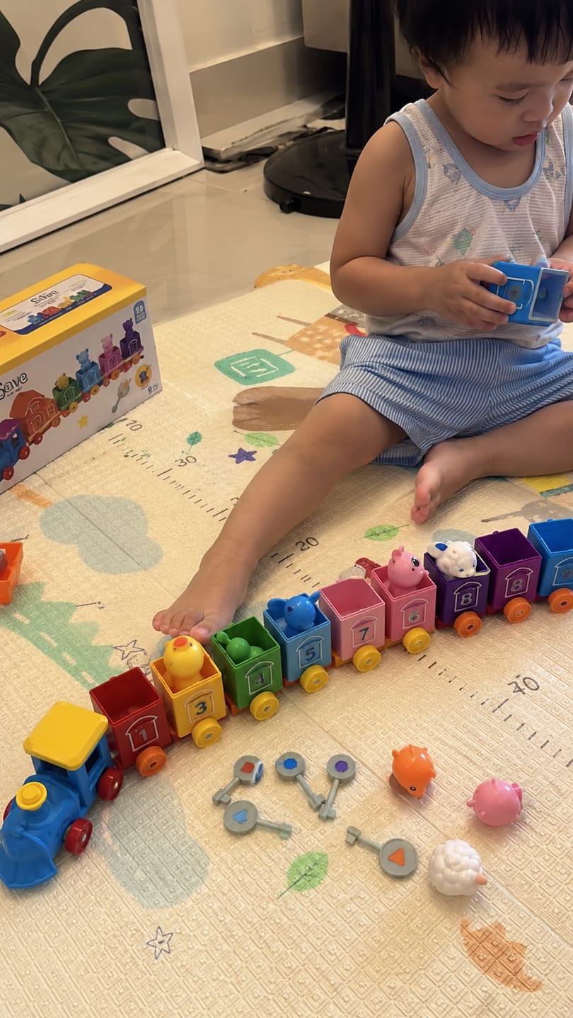Customer photo review of CleverCargo™ Learning Train