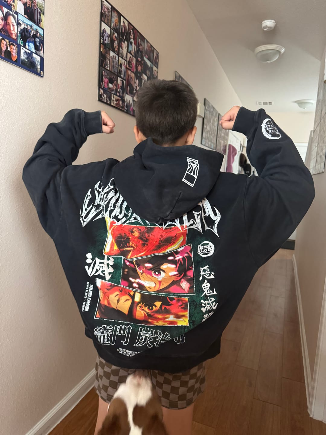 Customer photo review of 5068 - Demon Slayer: Kimetsu no Yaiba - Hoodies