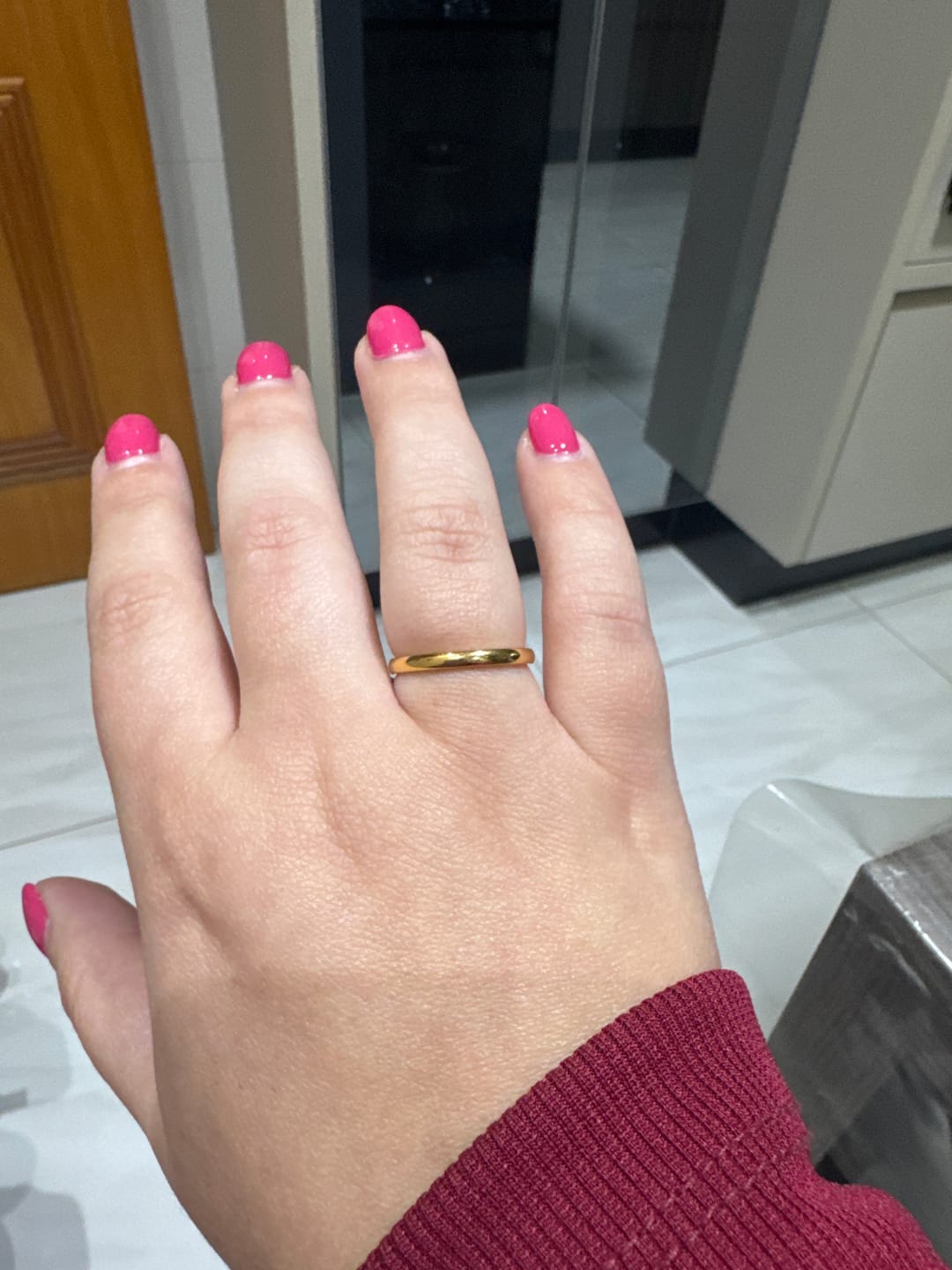 Customer photo review of Aliança Clássica 2MM Banhada em Ouro 18k