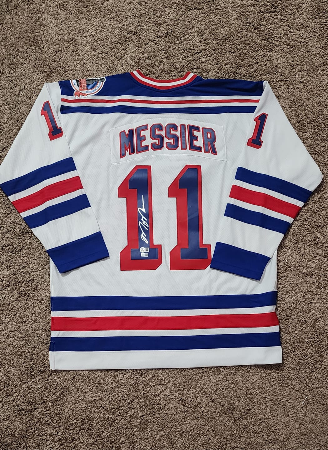 Customer photo review of Mark Messier Autograph Signing