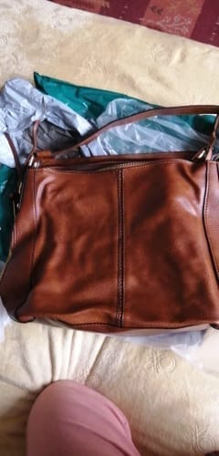 Customer photo review of Luxury Leather Hobo Anti-Theft Handbag + FREE Pouch Wallet