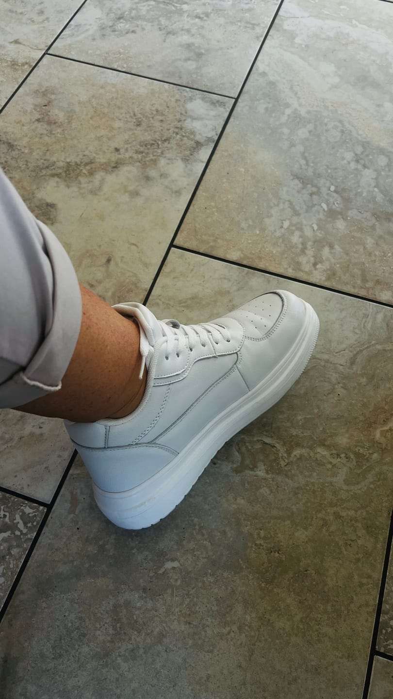 Customer photo review of ELEVATESHOES WHITE CLASSY