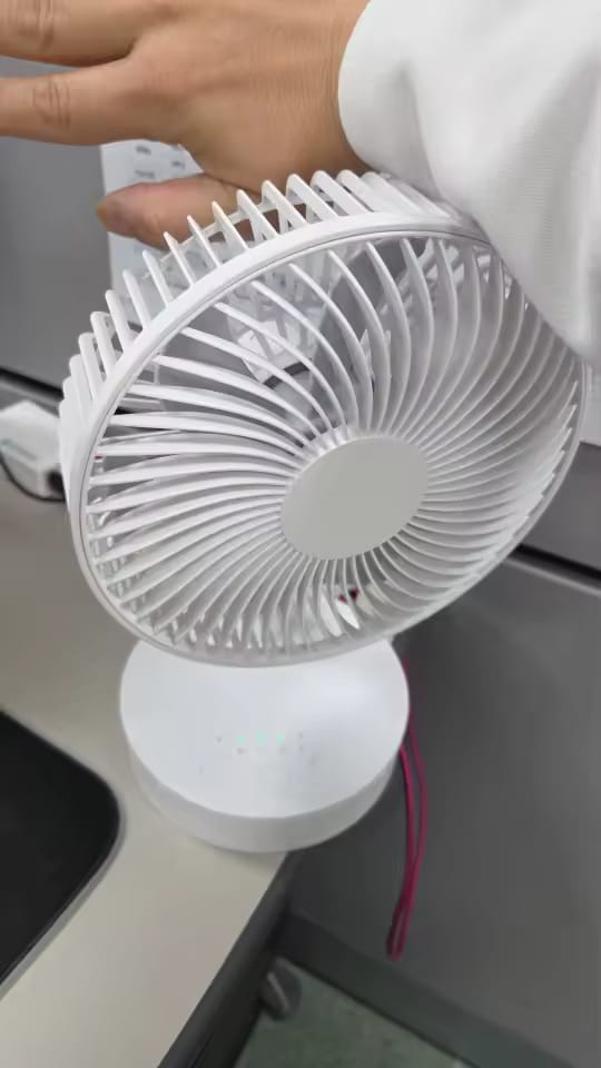 Customer photo review of 3600mAh USB Rechargeable Desk Fan with Four Speeds