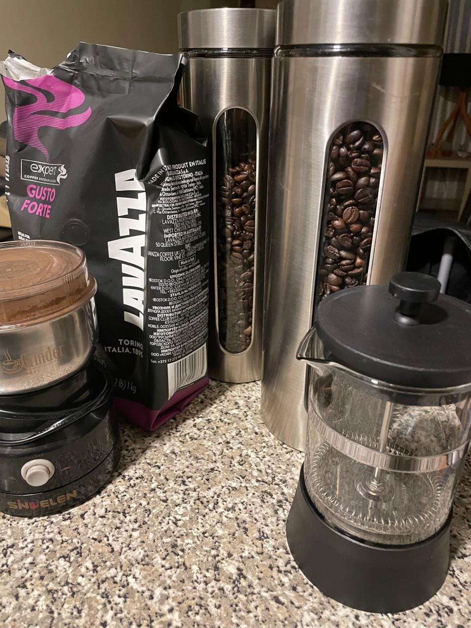 Customer photo review of Lavazza Gusto Forte 1 kg Grano Entero