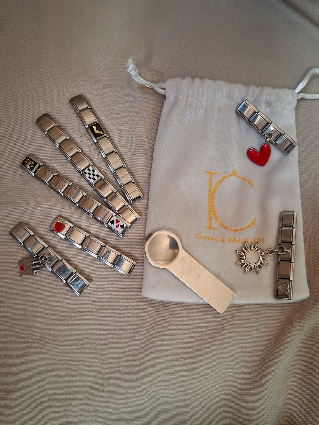 Customer photo review of Bolsa de Terciopelo