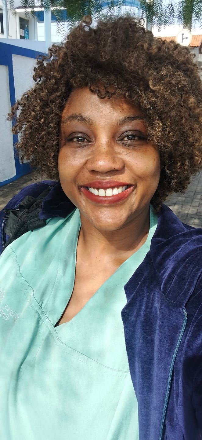 Customer photo review of Wig Bio Fibra Carlota -  Mel M4 30