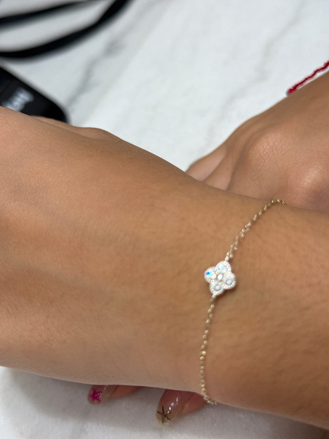 Customer photo review of Pulsera Trebol Cuatro Hojas Zirconia